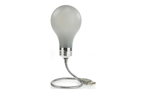 LAMPARA BOMBILLA USB        06712
