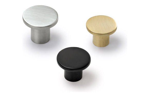 POMO ORO CEPILLADO        23 X Ú 28 MM